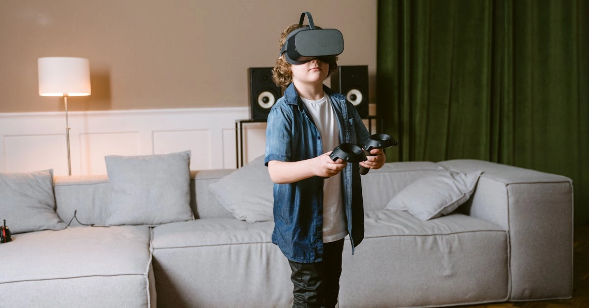 Уютный интерьер в стиле игры с деревянными элементами и теплыми тонами